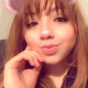 Meet your Posher, Alondra